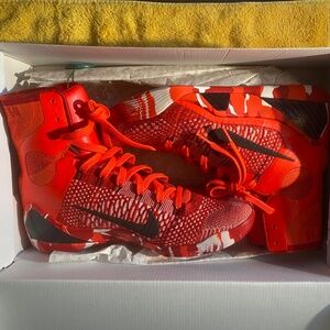 Nike Kobe Bryant Elite (size 10 in men’s) RED/Black
